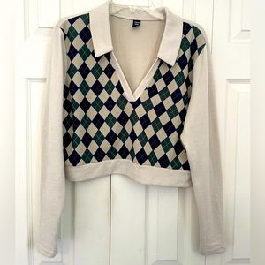 Women’s argyle crop sweater